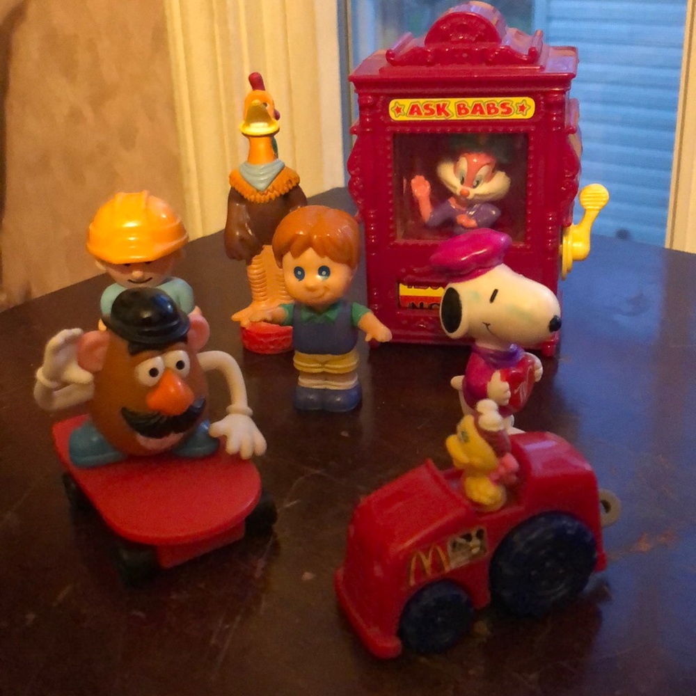 McDonald’s & mini Disney toys - Picture 5 of 8